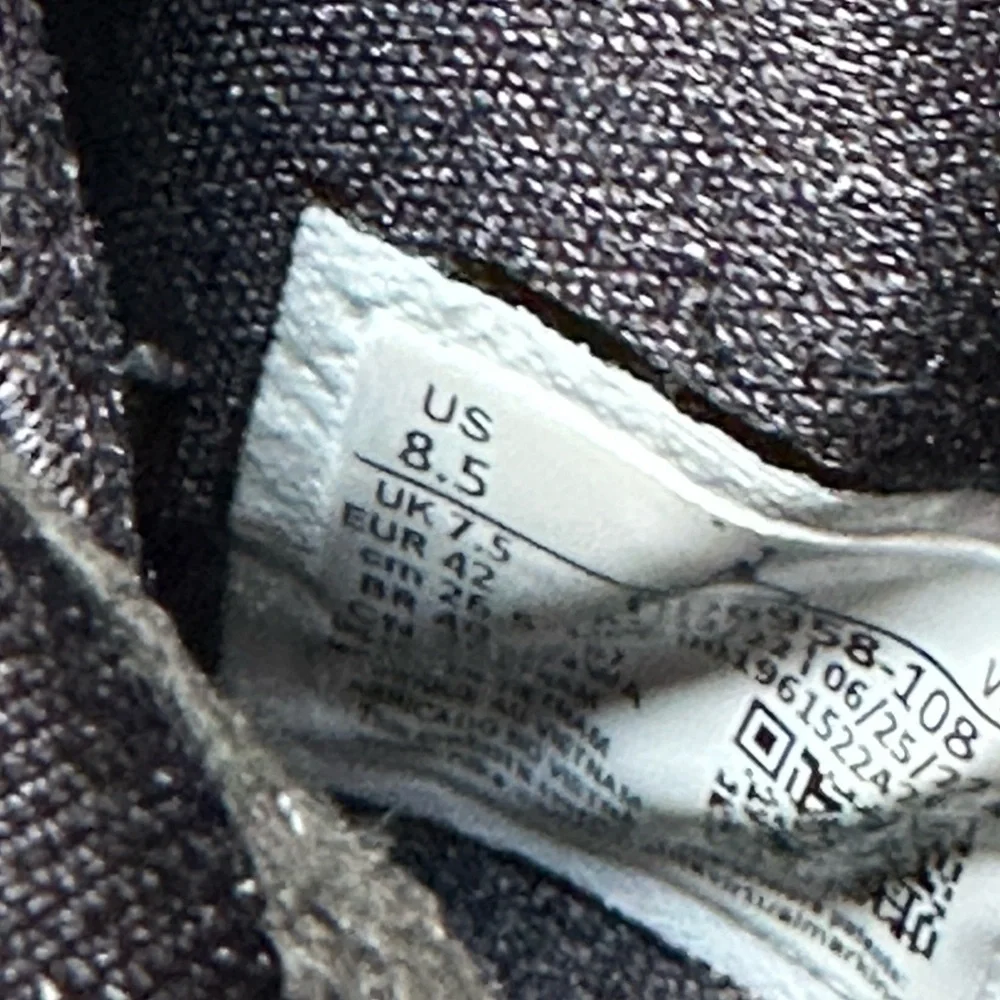 Nike Air Jordan 37 